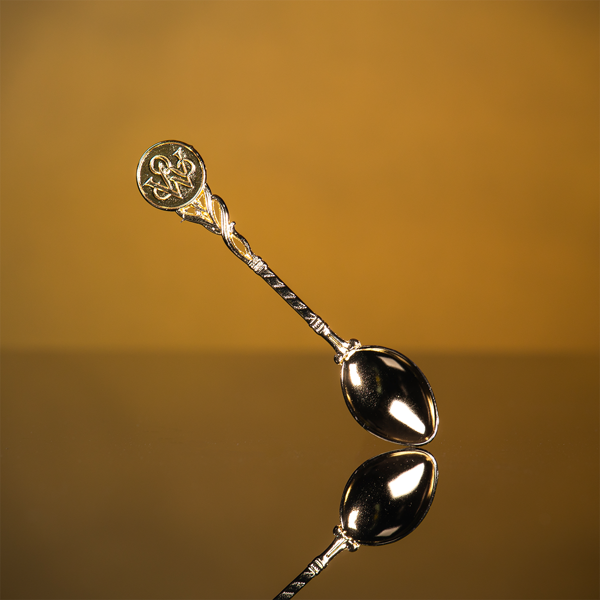 Cuillère En Metal Doré